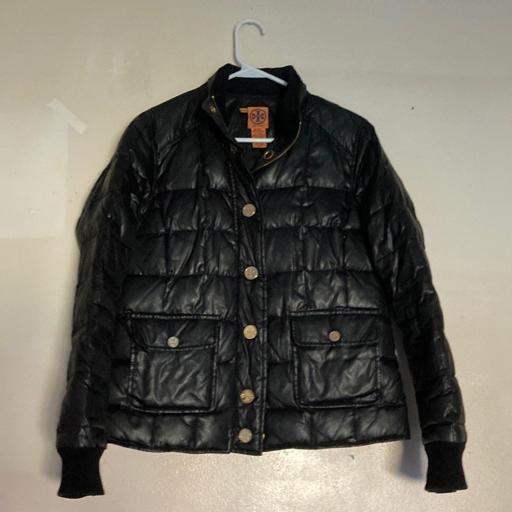 Tory Burch women's puffer jacket. Size S. Black. Excellent condition.